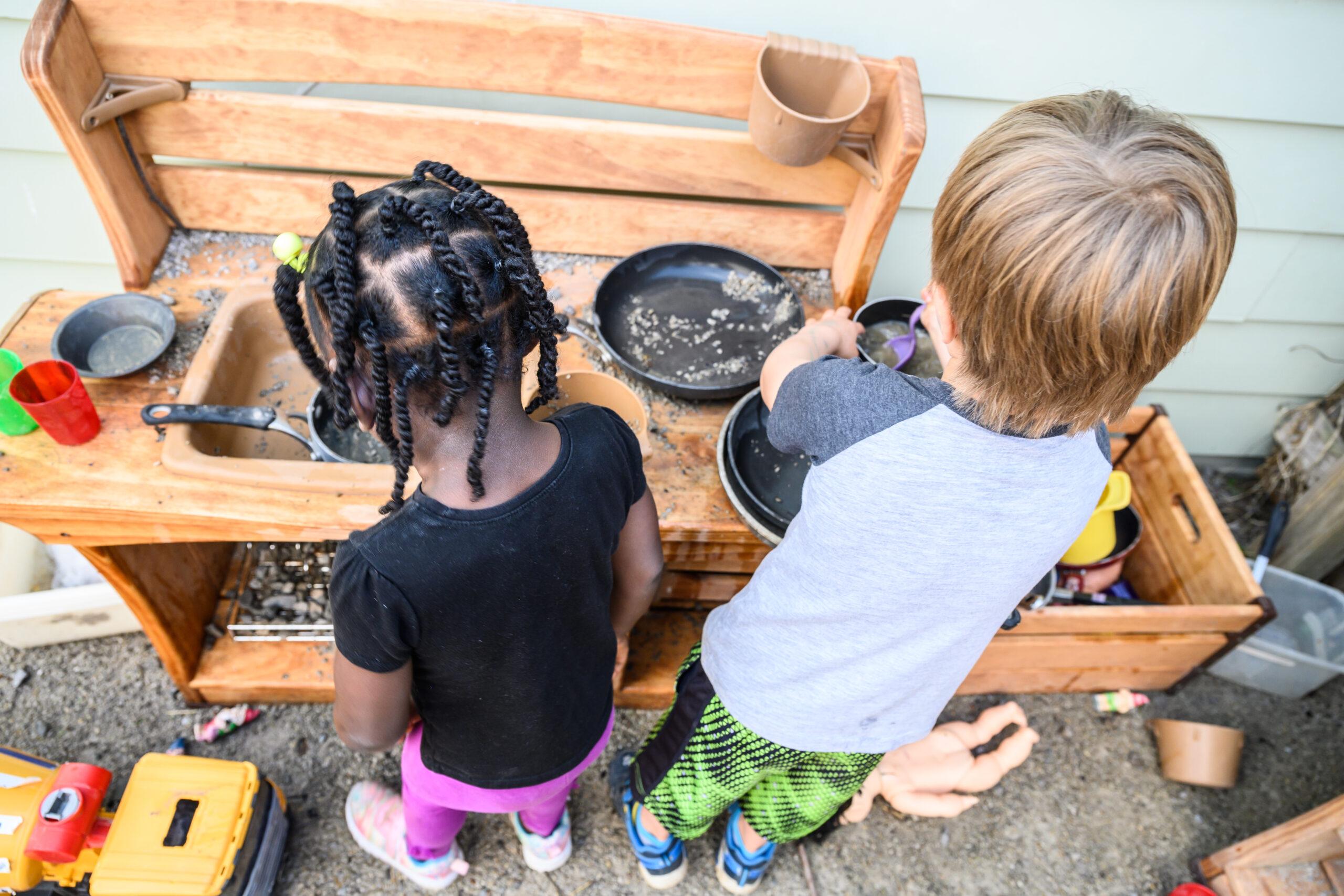 Children playing at Berea College's Child Development Lab