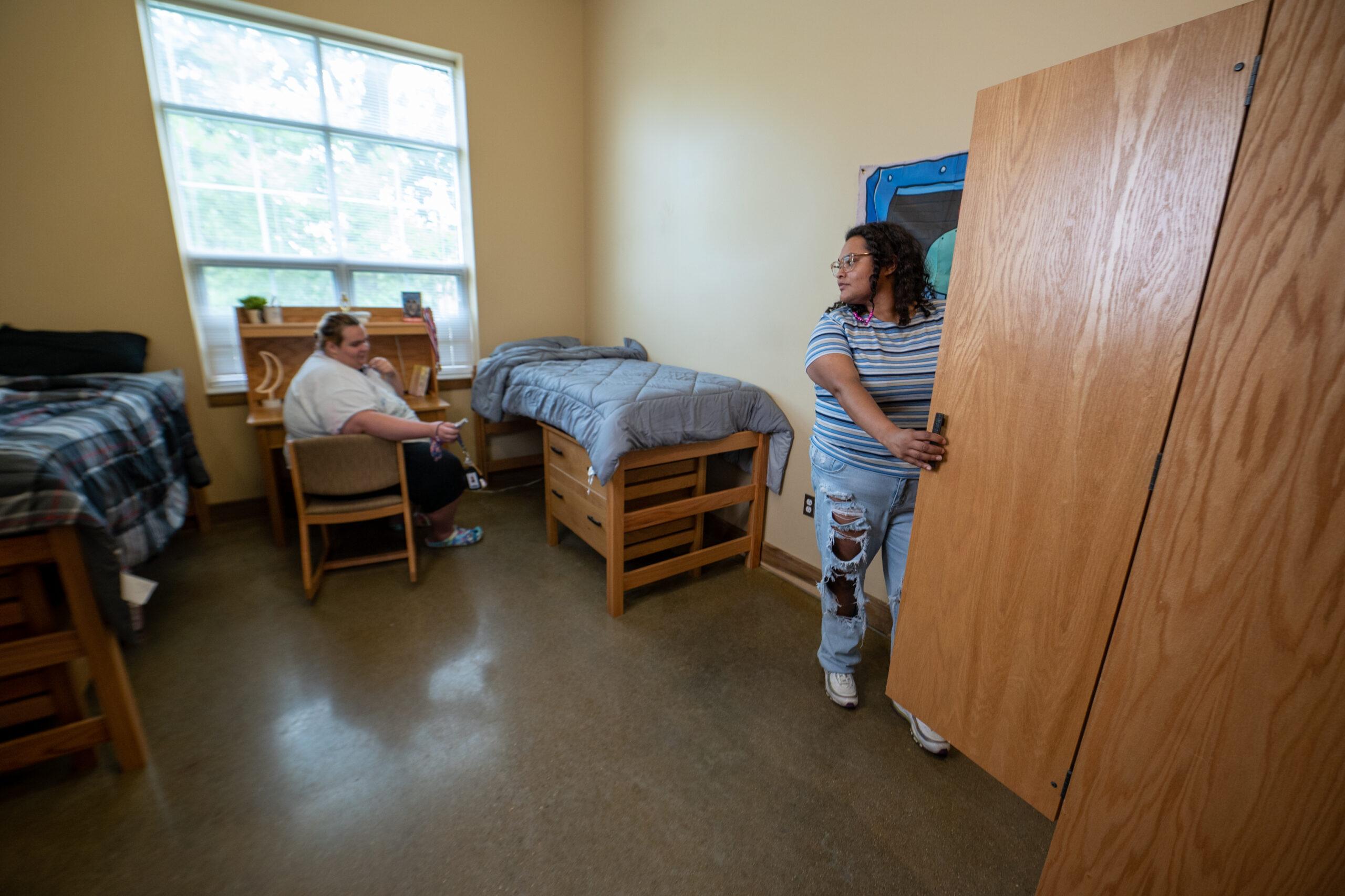 Students in room in Shinn Residence Hall at Berea. College